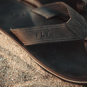 Timeless and stylish OG's leather sandals, perfect for reliving never-ending summer memories